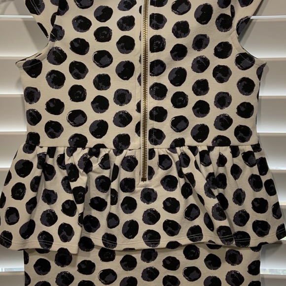 Classic Girls Dress Size 5t - Picture 3 of 4